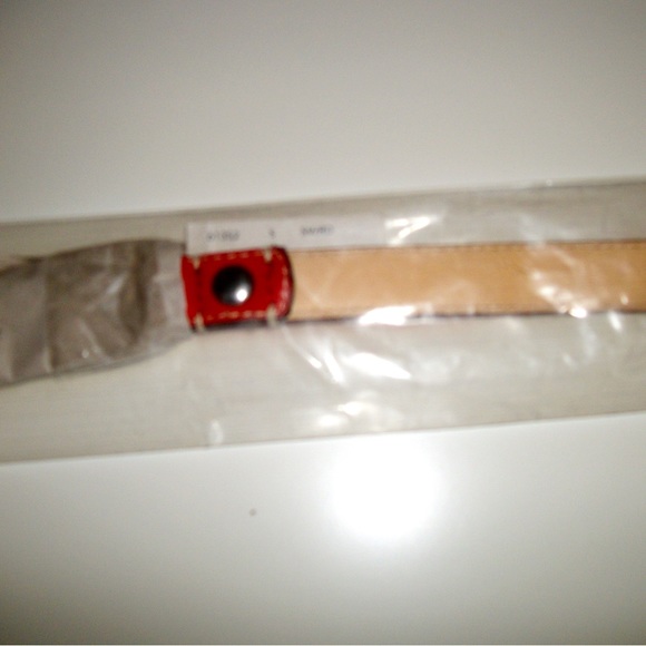 New in Package Coach Red Grommet Dog Leash size XL 22"-26” 61352 Below $350 - Picture 7 of 14